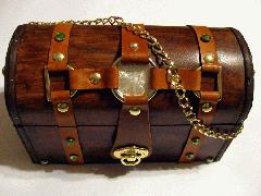 Conquistatrix Top Closed.JPG